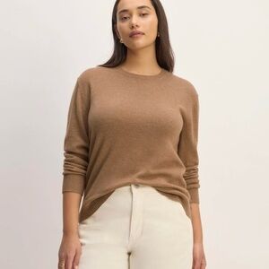 Everlane cashmere Women's Tan Crew Neck Sweater
